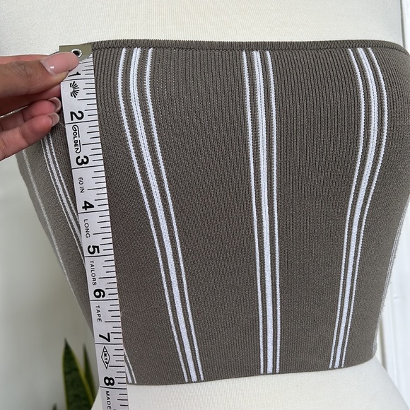 NWOT Aritzia Babaton Striped Taupe and White Sculpt Crop Strapless Tube Top Sz S - Picture 4 of 4
